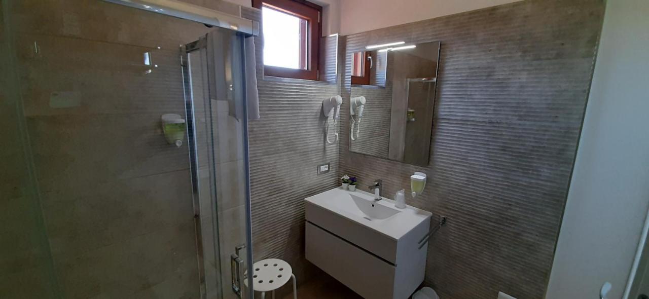 Donjon Suite Centro Storico Castelbuono  Bagian luar foto